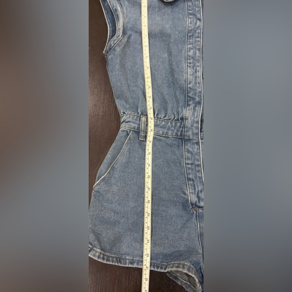 Miou Muse Denim Romper Shorts Cap Sleeves Pockets Size Small - Picture 12 of 15
